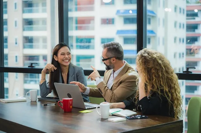 the-corporate-of-happy-business-employees-group